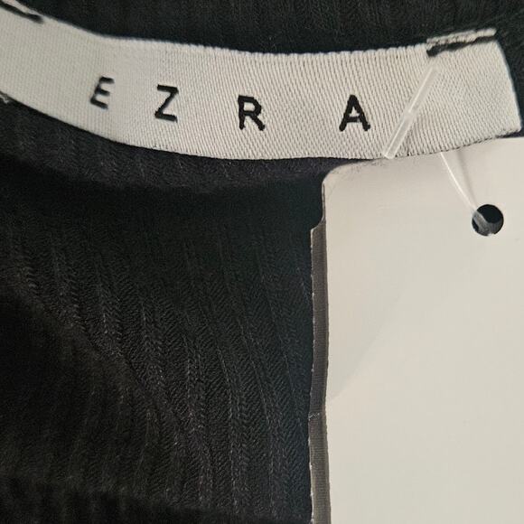 Black Open Shoulder Blouse Size Large - Picture 3 of 5